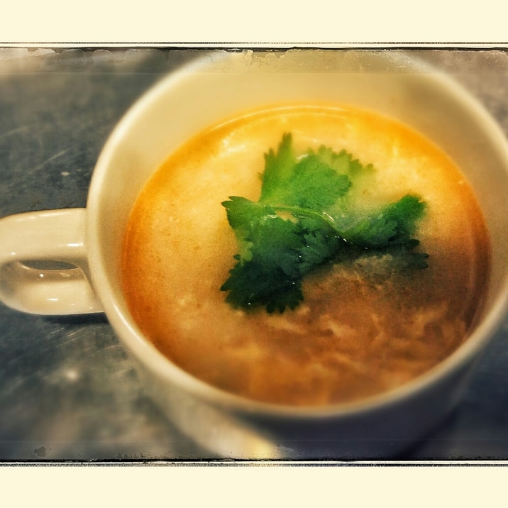 【エスニック】トムヤム風味のクリームスープ
